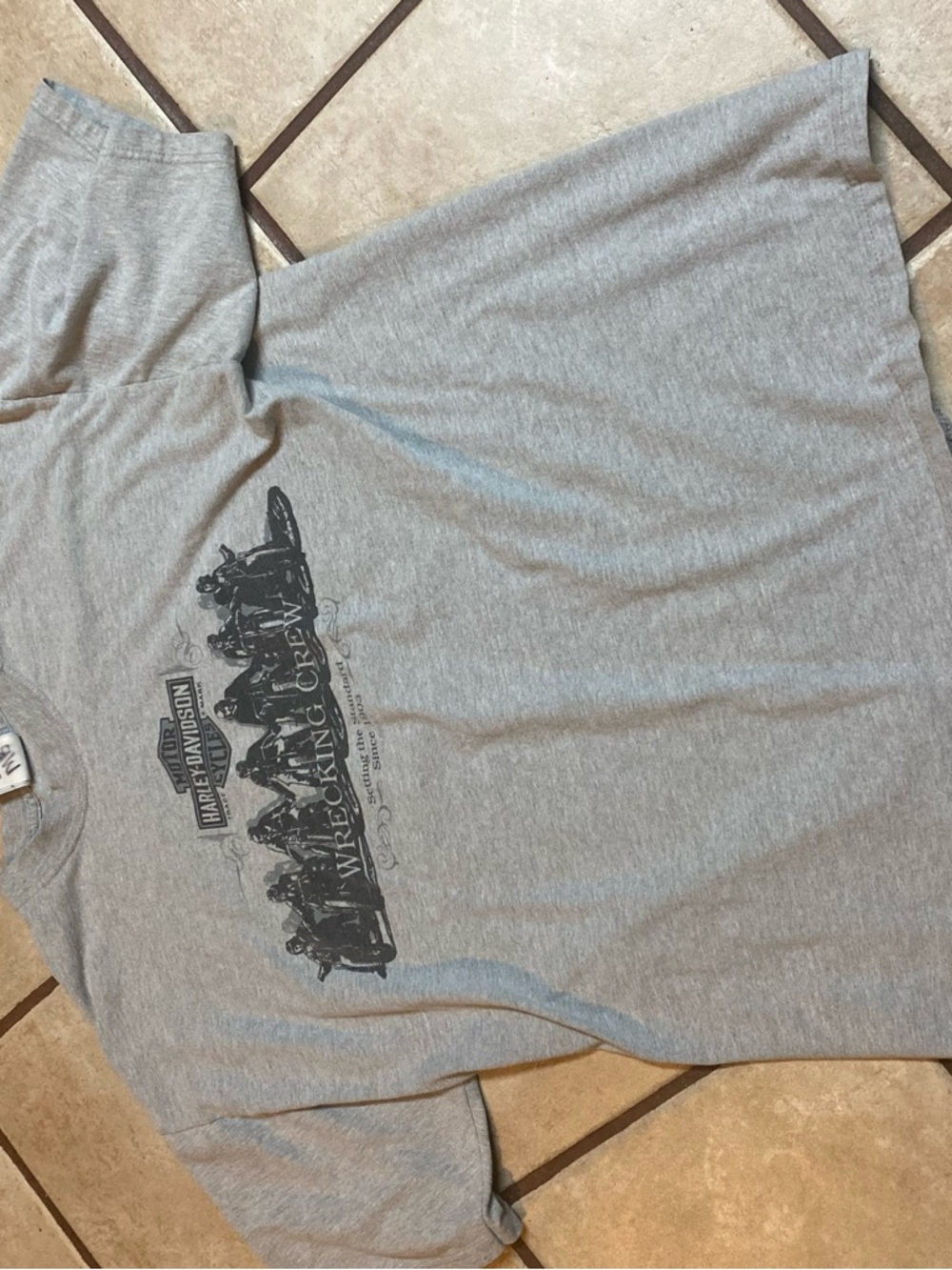 (A267)Harley-Davidson Gray Tee with Black Motorcycle Graphic Wrecking Crew XL